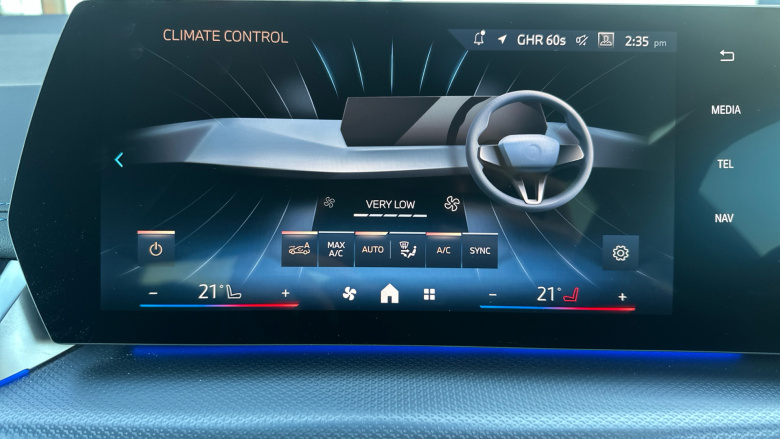 BMW 2 Series 220i MHT M Sport 5dr DCT [Tech Plus Pack] Petrol Hatchback